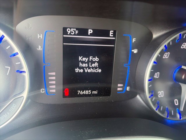 Used 2023 Chrysler Voyager LX FWD image 12