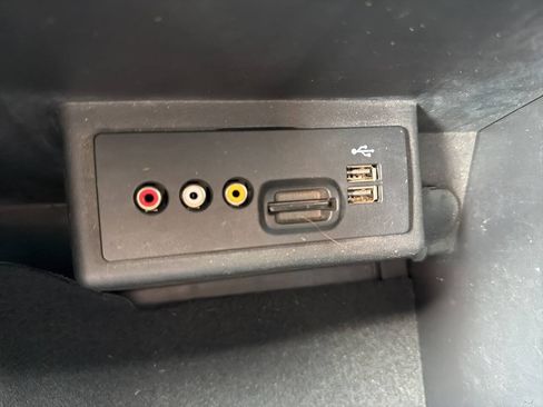 Used 2014 Ford F150 FX4 w/ Equipment Group 402A Luxury AWD/4WD image 37