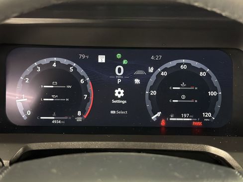 Used 2025 Toyota Tacoma TRD Off-Road AWD/4WD image 19
