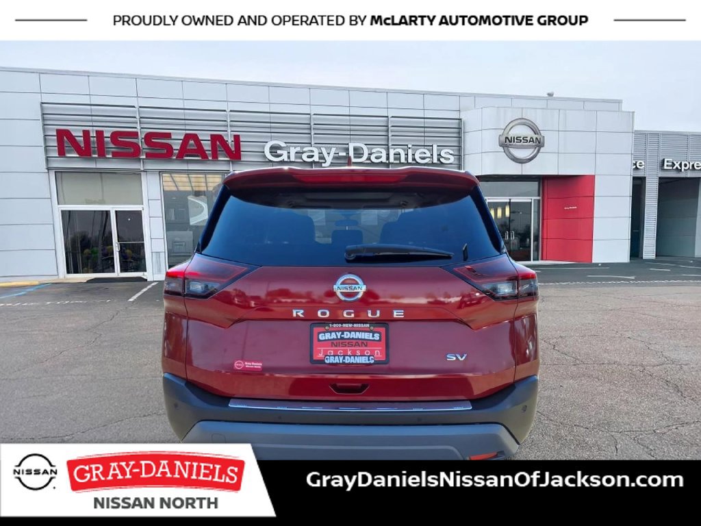 Used 2021 Nissan Rogue SV w/ Premium Package FWD image 6