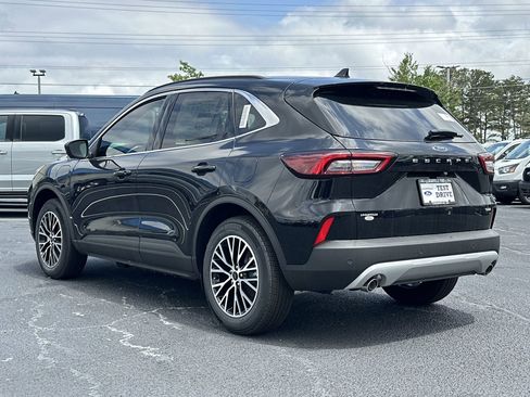 New 2025 Ford Escape SE w/ PHEV Premium Package image 29