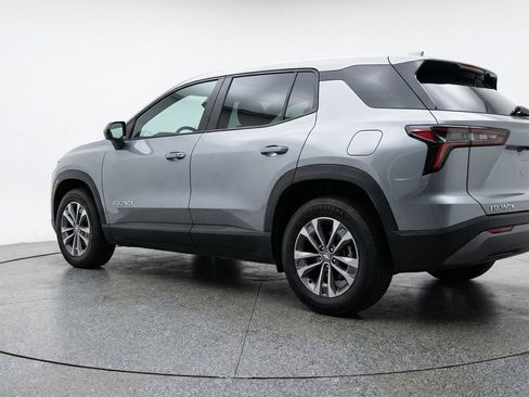Used 2025 Chevrolet Equinox LT image 6