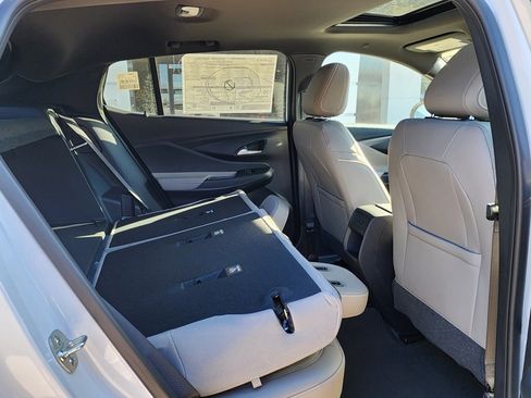 New 2026 Buick Envista Avenir image 43