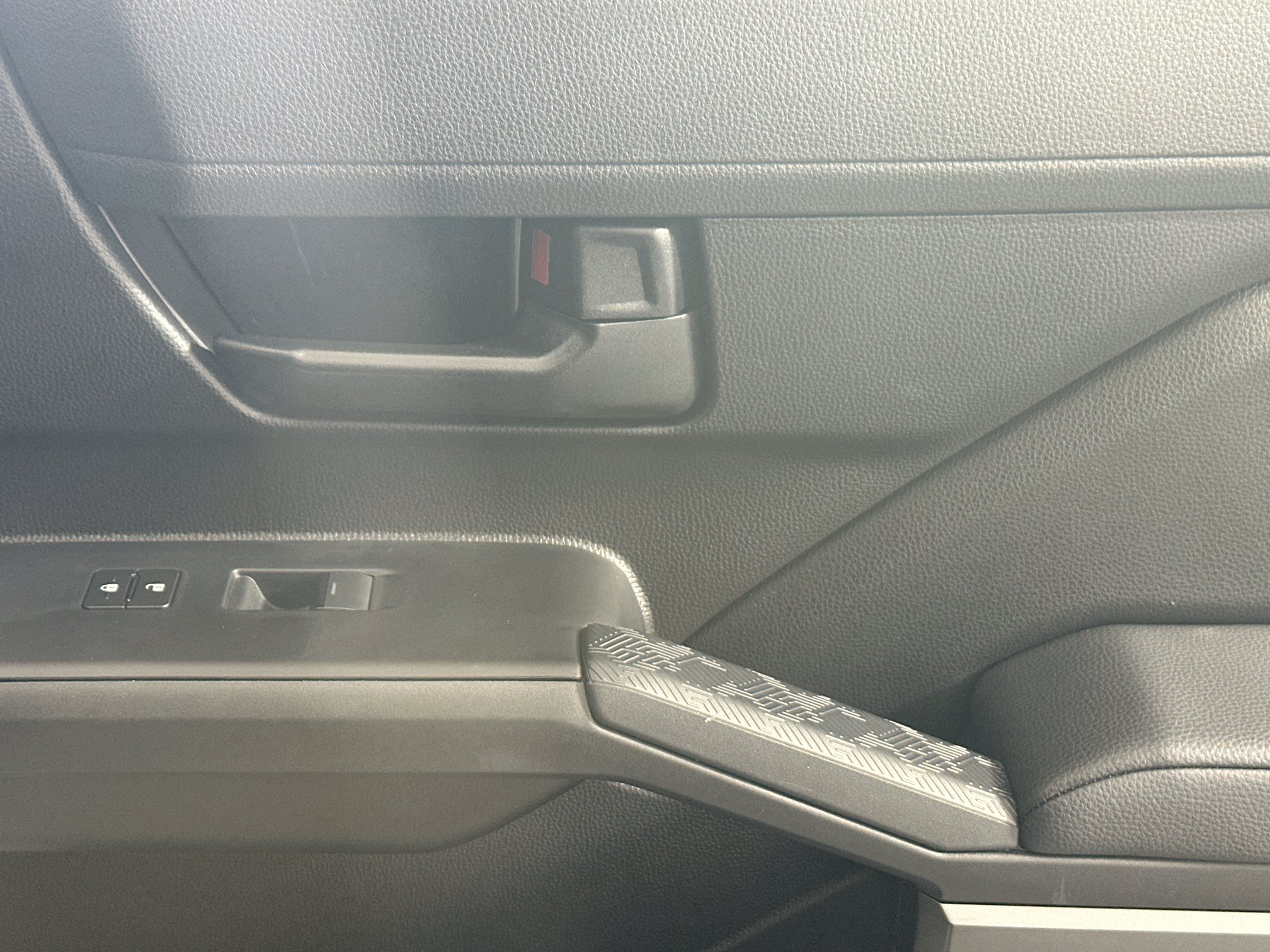 Used 2025 Toyota Tacoma SR5 RWD image 29