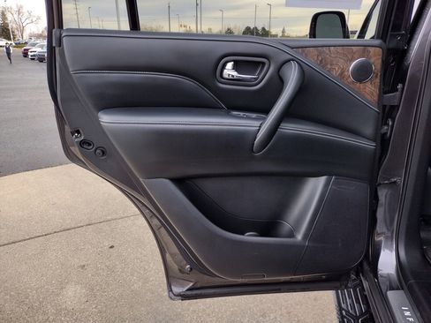 Used 2022 INFINITI QX80 Premium Select w/ Cargo Package image 22