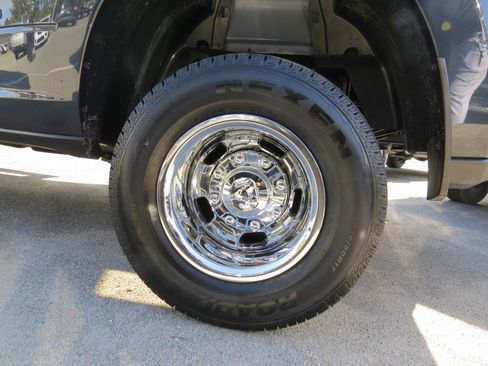 New 2026 RAM 3500 Tradesman image 9