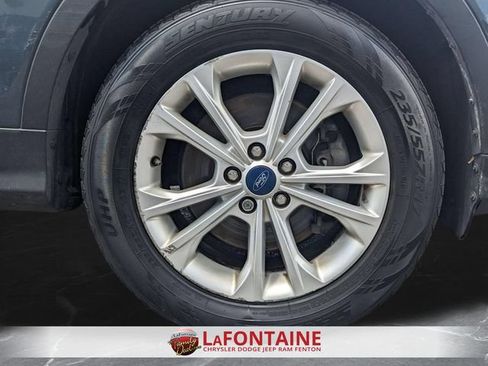 Used 2019 Ford Escape SEL AWD/4WD image 31