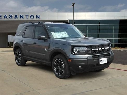 New 2025 Ford Bronco Sport Outer Banks image 7