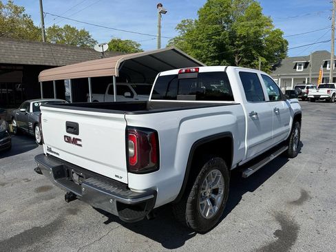 Used 2018 GMC Sierra 1500 SLT image 15