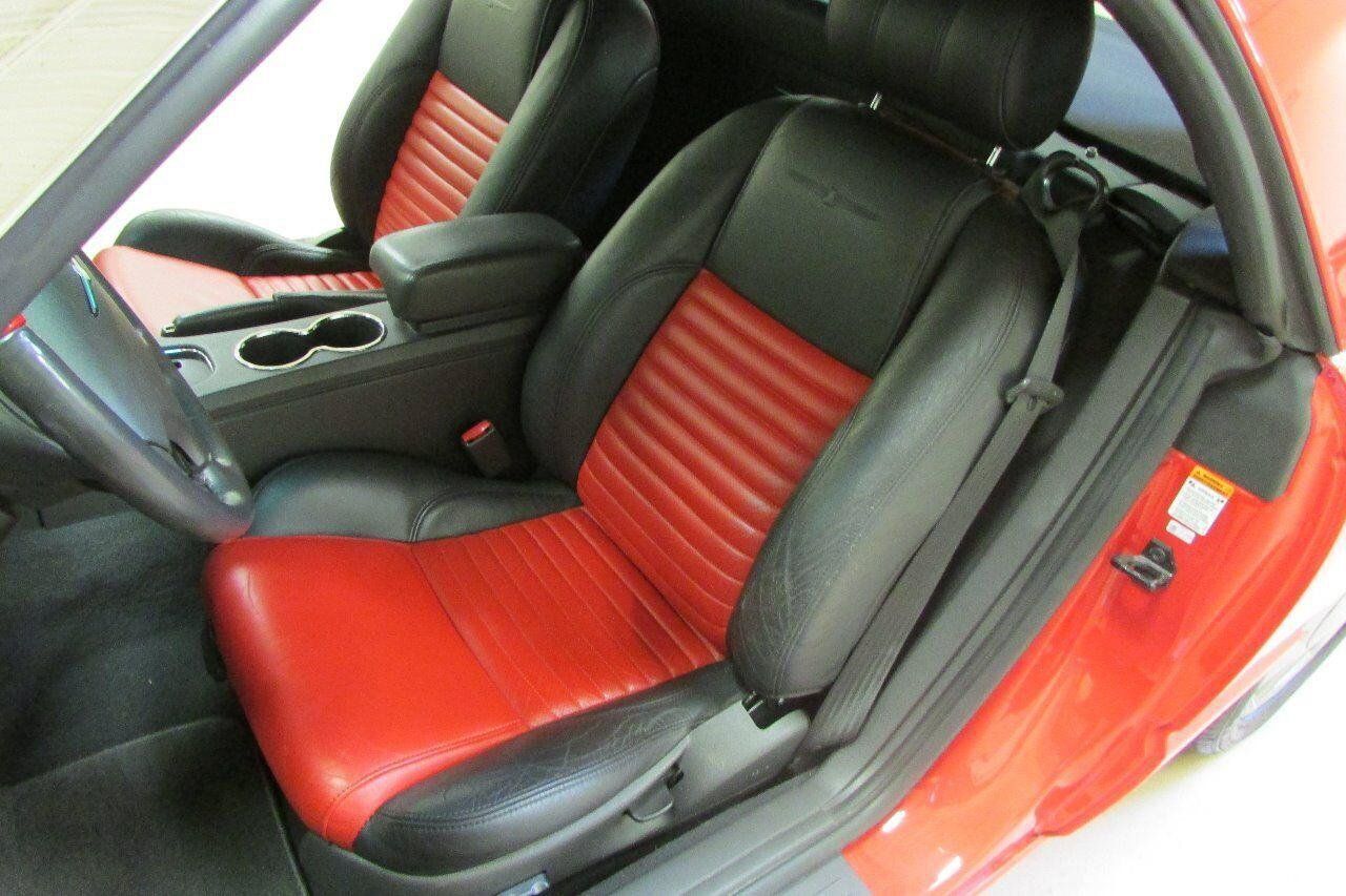 Used 2002 Ford Thunderbird RWD image 6