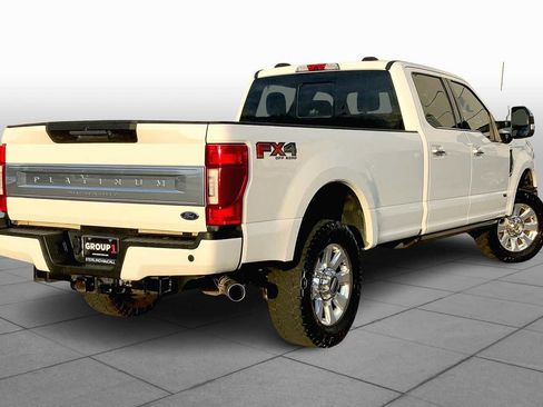 Used 2022 Ford F350 Platinum image 12