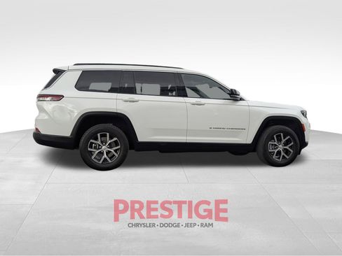Used 2024 Jeep Grand Cherokee L Limited AWD/4WD image 6