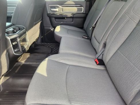 Used 2023 RAM 2500 Big Horn w/ Level 1 Equipment Group AWD/4WD image 29