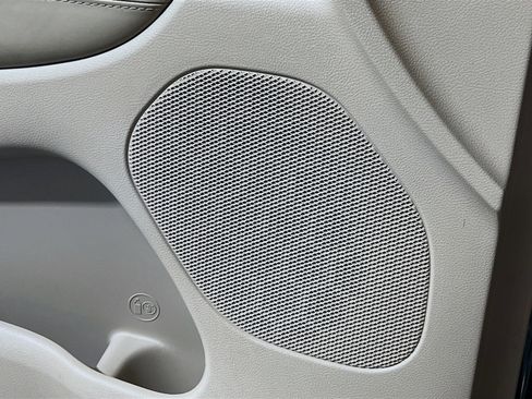 Used 2021 Jeep Grand Cherokee Overland image 15