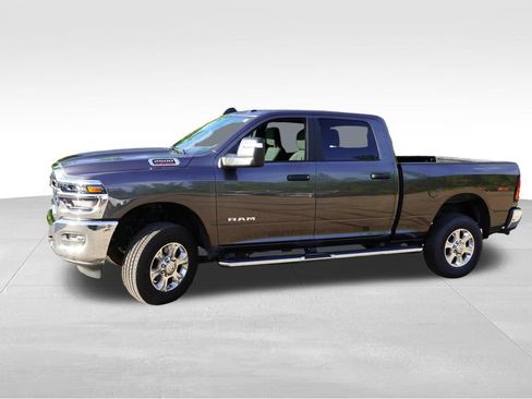 Certified 2026 RAM 2500 Big Horn AWD/4WD image 10