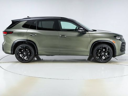 New 2026 Volkswagen Tiguan SE R-Line FWD image 10