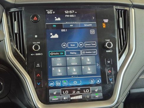 Used 2024 Subaru Outback Premium AWD/4WD image 11
