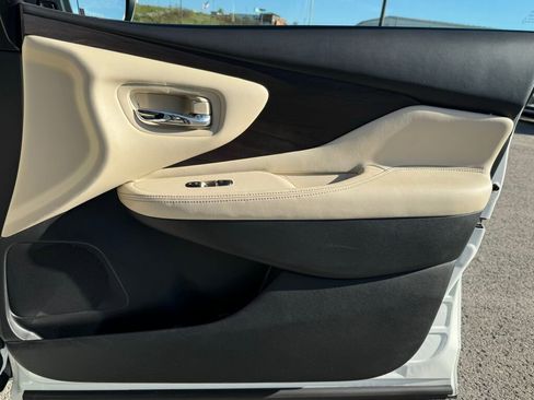 Used 2022 Nissan Murano Platinum w/ Cargo Package image 23