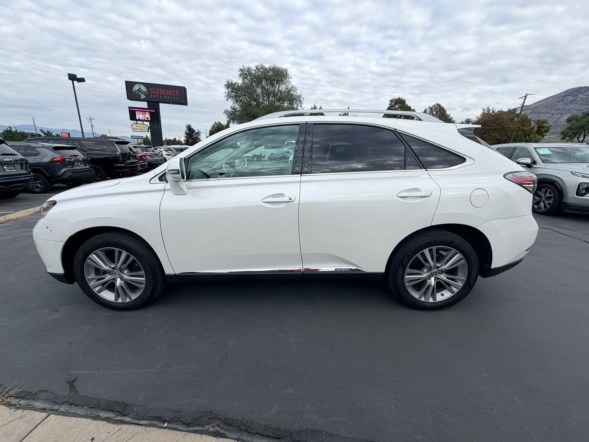Used 2015 Lexus RX 450h AWD image 6