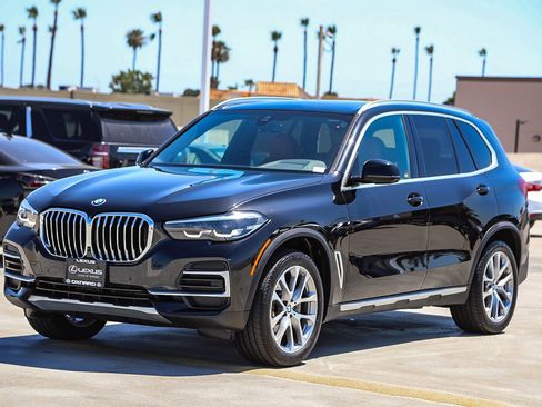 Used 2023 BMW X5 sDrive40i w/ Climate Comfort Package RWD image 3