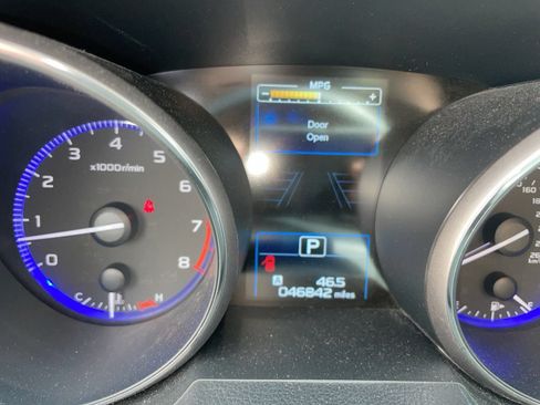 Used 2019 Subaru Outback 3.6R Limited AWD/4WD image 10