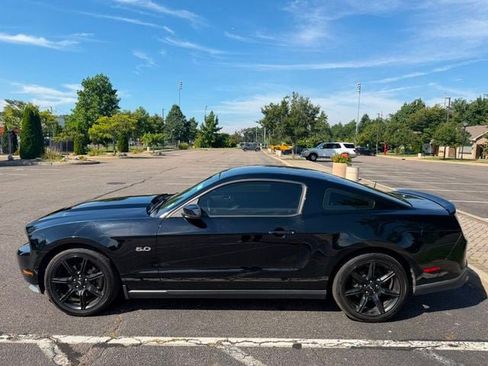 Used 2011 Ford Mustang GT Premium w/ 401A Rapid Spec Order Code RWD image 16
