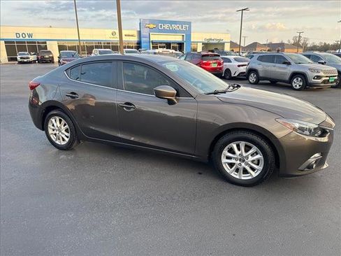 Used 2015 MAZDA MAZDA3 i Touring image 4