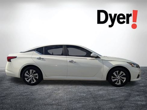 Used 2020 Nissan Altima 2.5 S FWD image 3