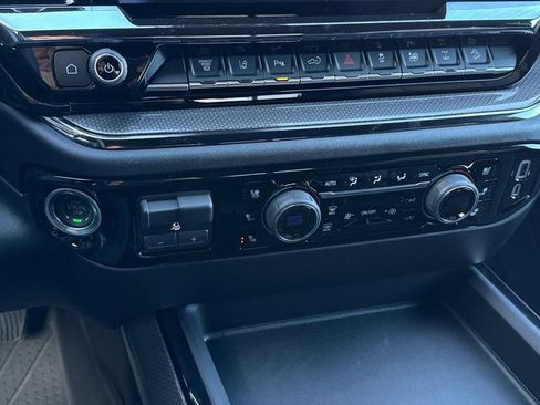 New 2026 Chevrolet Silverado 2500 ZR2 AWD/4WD image 20