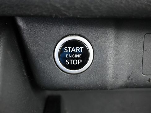 Used 2023 Nissan Rogue S FWD image 24