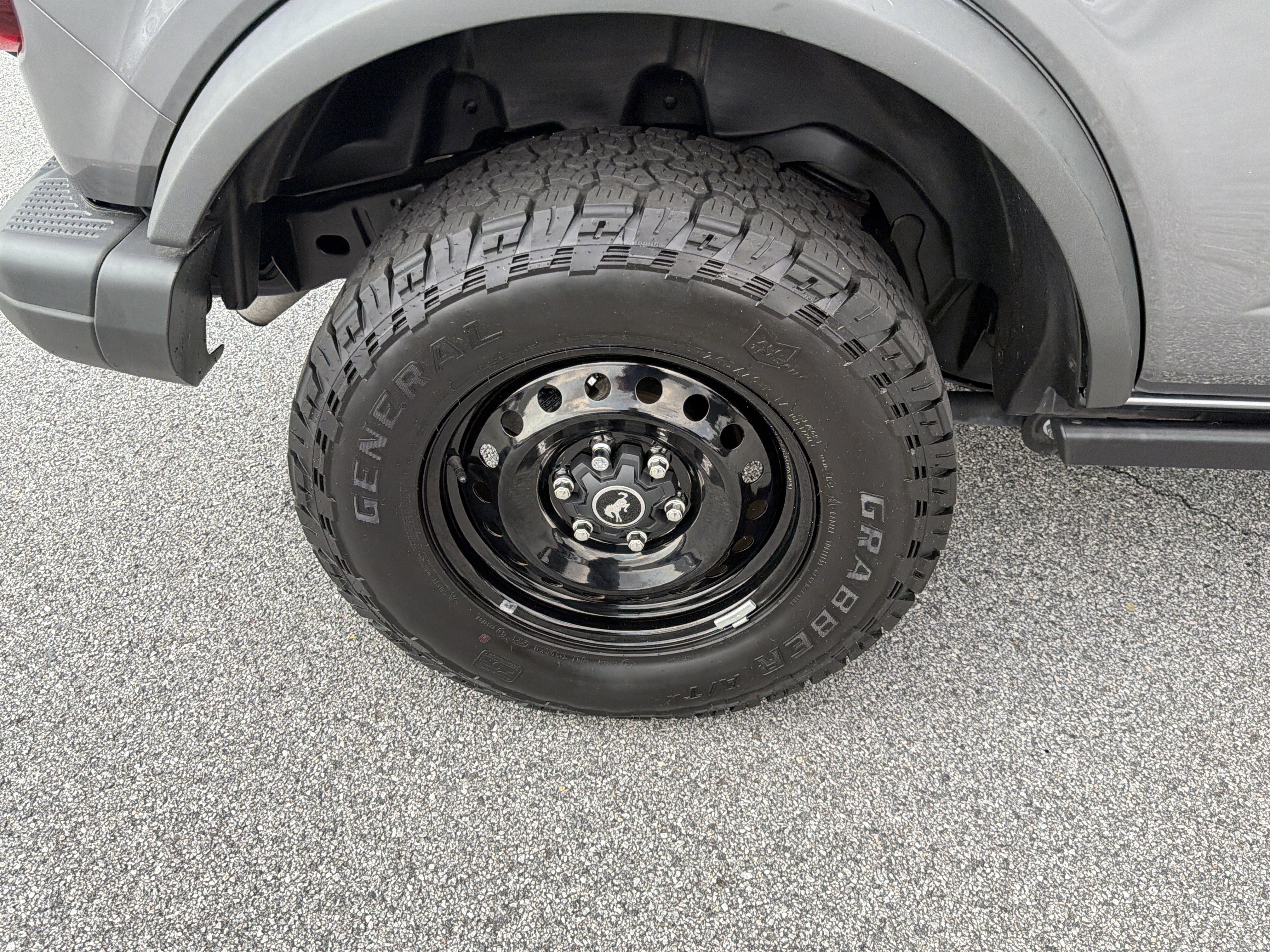 Used 2023 Ford Bronco Black Diamond AWD/4WD image 21