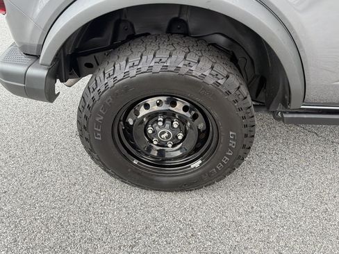 Used 2023 Ford Bronco Black Diamond AWD/4WD image 21