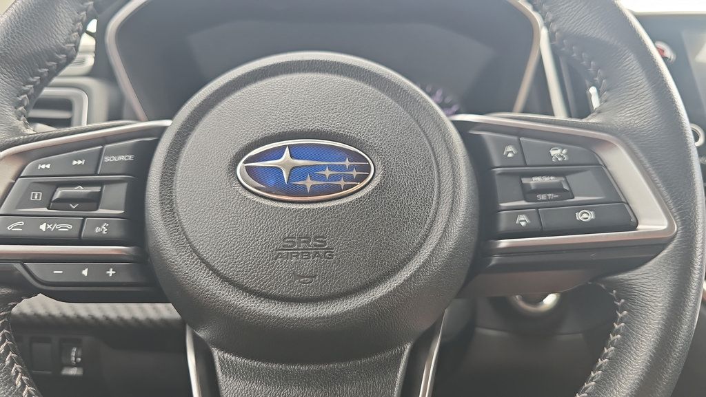 Used 2023 Subaru Ascent Premium w/ Convenience Package AWD/4WD image 17