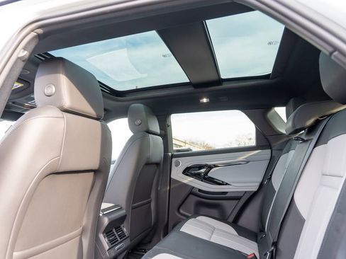 Used 2023 Land Rover Range Rover Evoque R-Dynamic S image 35