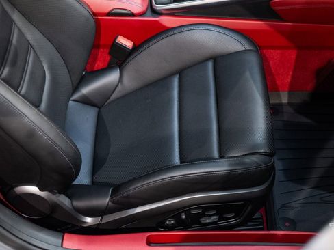 Used 2022 Porsche 911 Turbo S image 40