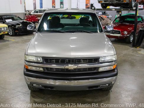 Used 2000 Chevrolet Silverado 1500 LS w/ Off-Road Chassis Pkg AWD/4WD image 11
