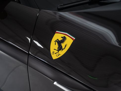 Used 2025 Ferrari 12Cilindri RWD image 12