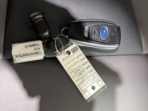 Used 2025 Subaru Outback Onyx Edition image 31