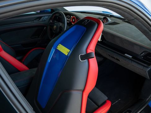 Certified 2026 Porsche 911 GT3 w/ Weissach Package RWD image 24