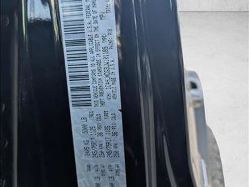 Used 2018 Jeep Wrangler Unlimited Sport S AWD/4WD image 24