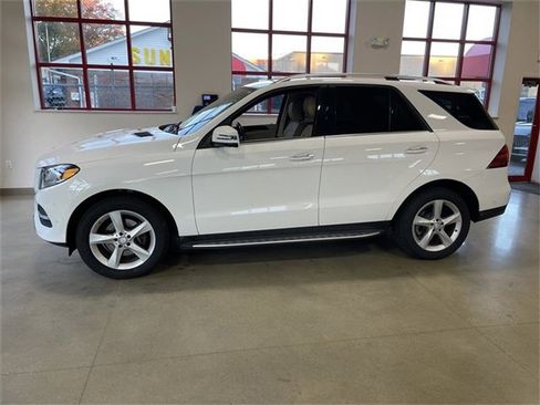 Used 2017 Mercedes-Benz GLE 350 4MATIC image 8