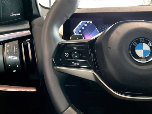 Used 2025 BMW X3 xDrive30i w/ Convenience Package image 25