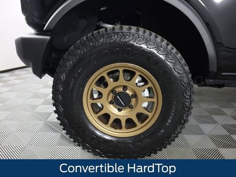 New 2026 Ford Bronco 2-Door AWD/4WD image 9
