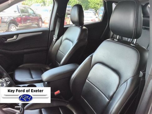 Used 2023 Ford Escape Platinum AWD/4WD image 26