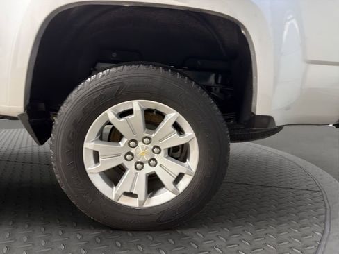 Used 2020 Chevrolet Colorado LT w/ Luxury Package AWD/4WD image 25