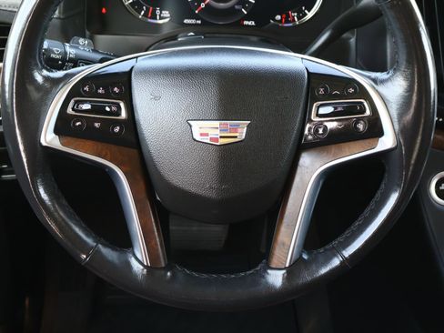 Used 2020 Cadillac Escalade Premium Luxury w/ Escalade Sport Edition image 15