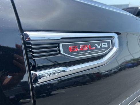 Used 2024 GMC Sierra 1500 Denali AWD/4WD image 10