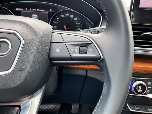 Used 2021 Audi Q5 Premium w/ Convenience Package image 24