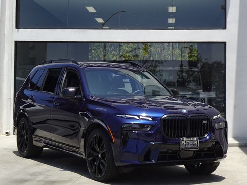 Used 2024 BMW X7 M60i w/ Executive Package AWD/4WD image 9