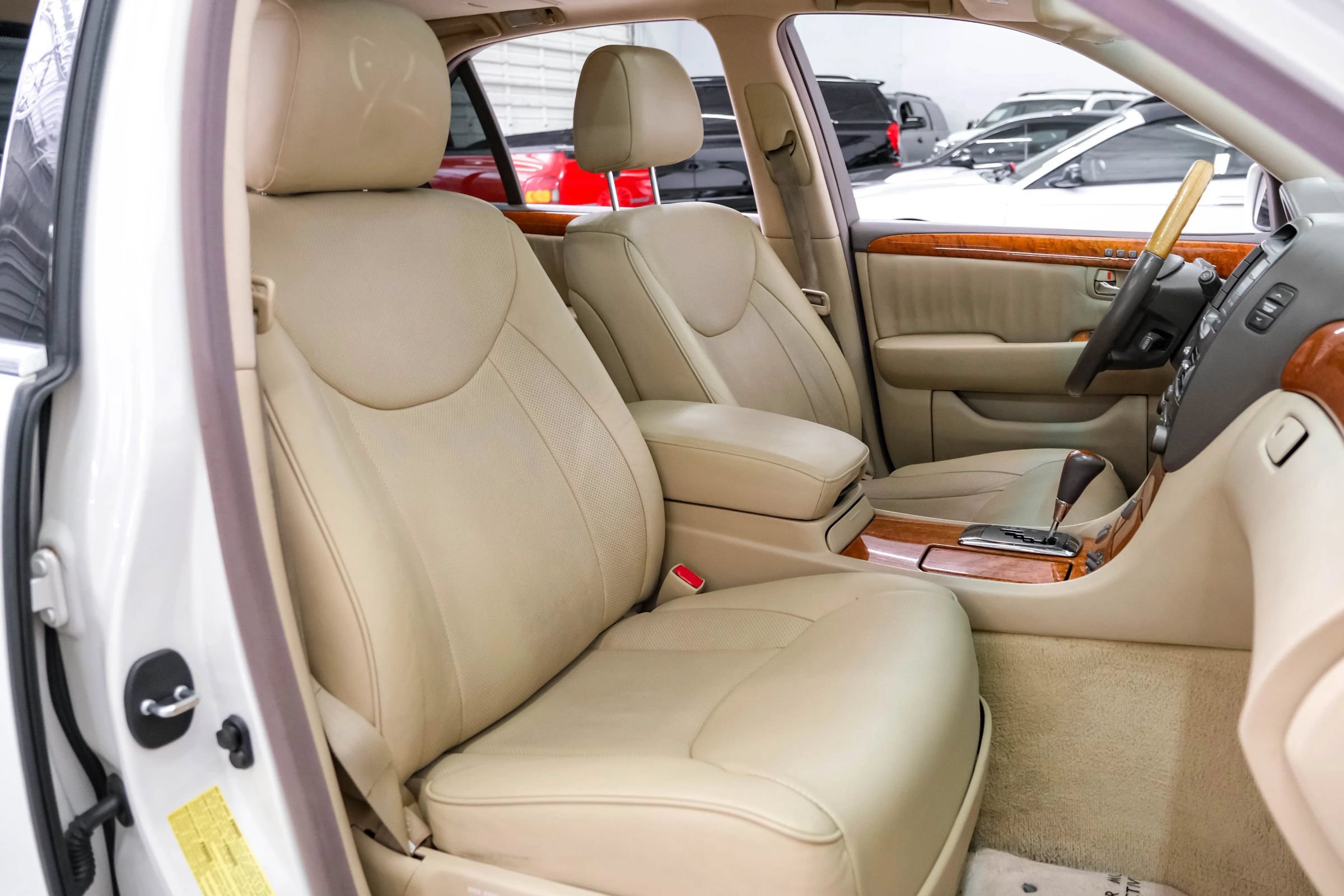 Used 2006 Lexus LS 430 w/ Modern Luxury Pkg RWD image 36